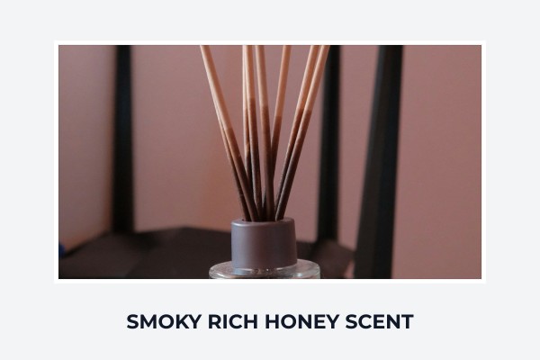 smoky rich honey scent